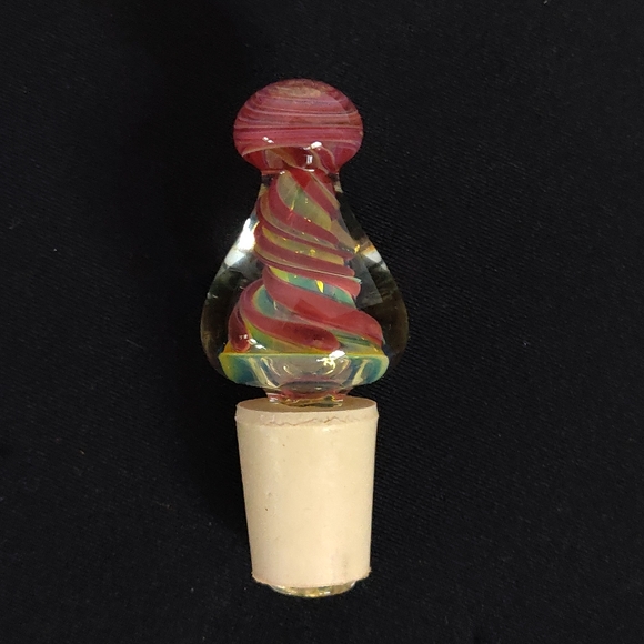 Hand Blown Glass Wine Bottle Stopper Red And Yellow Rubber Stopper Base - Picture 1 of 5